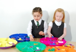 SP- ACCESSORY FLOWER/PAINT SORTING TRAYS SET6