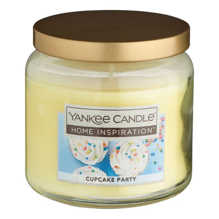 CANDLE YANKEE HI SMALL JAR CUPCAKE PARTY