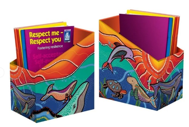 SP- BOOK BOX ELIZABETH RICHARDS W17CMXD25CMXH28CM MARINE LIFE ASST